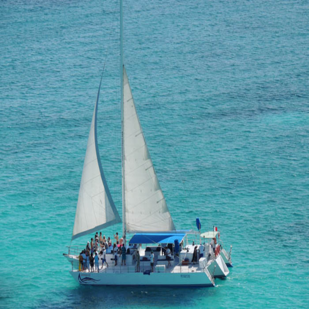 catamaran isla Mujeres